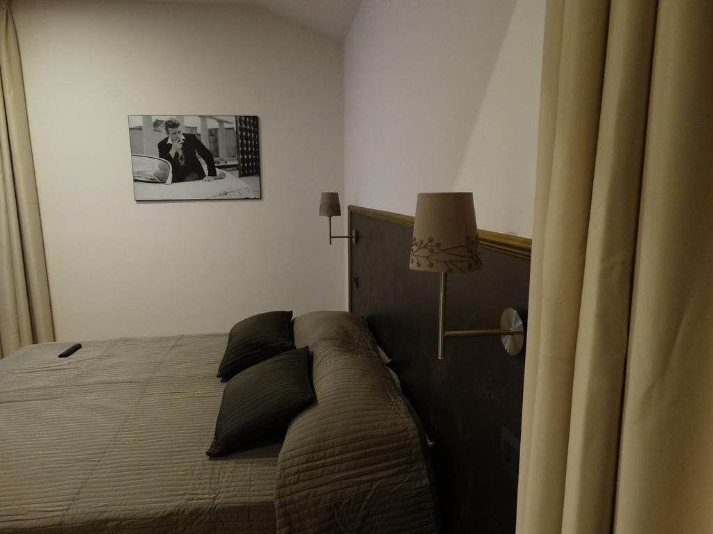 Siena Gallery - Rooms Only الغرفة الصورة